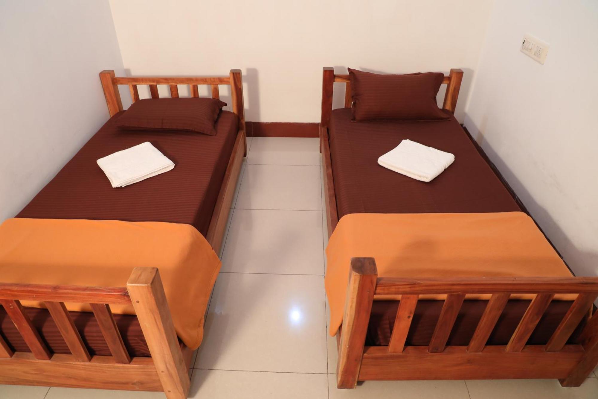 Manora Residency Hotel Pondicherry Ngoại thất bức ảnh